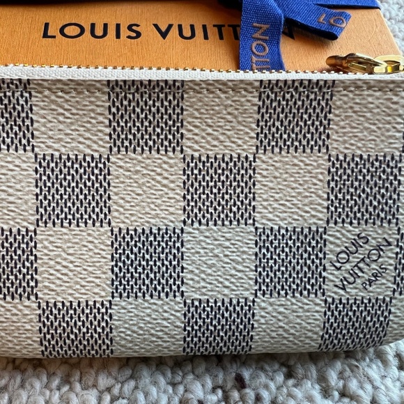 Louis Vuitton Damier Azur Key Coin Pouch Cles - Picture 15 of 15